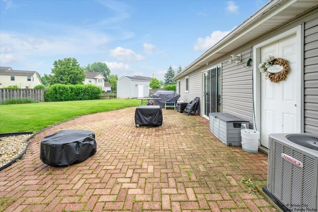 8246 N Applewood Ct, Hanover Park, IL 60133 - view of patio / terrace featuring a residential view
