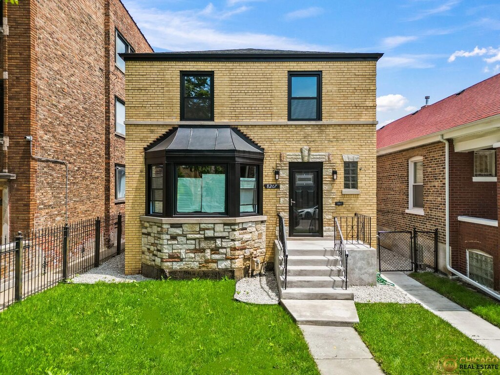 8207 S Laflin St, Chicago, IL 60620 - photo 1