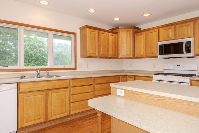 102 E Lincoln St, Normal, IL 61761 - photo 30