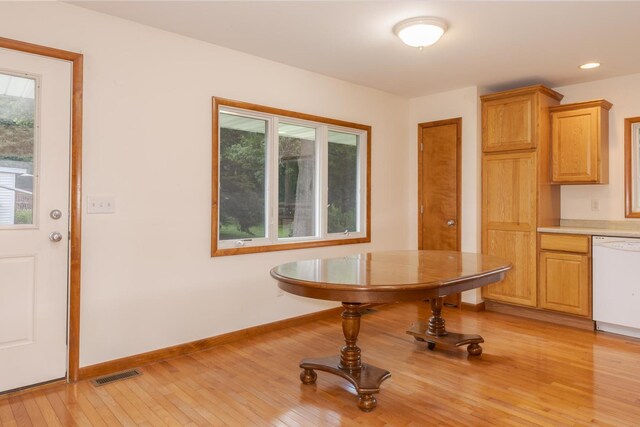 102 E Lincoln St, Normal, IL 61761 - photo 34