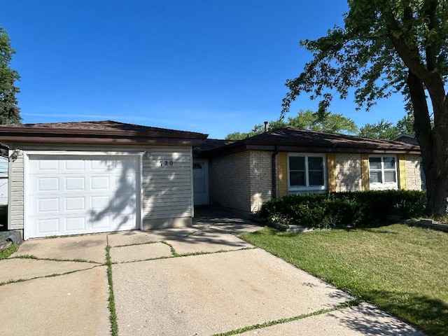 720 Wildwood Ln, Streamwood, IL 60107 - photo 1