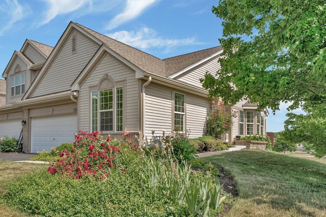 2164 Muirfield Ct Unit 2164, Yorkville, IL 60560 - photo 1