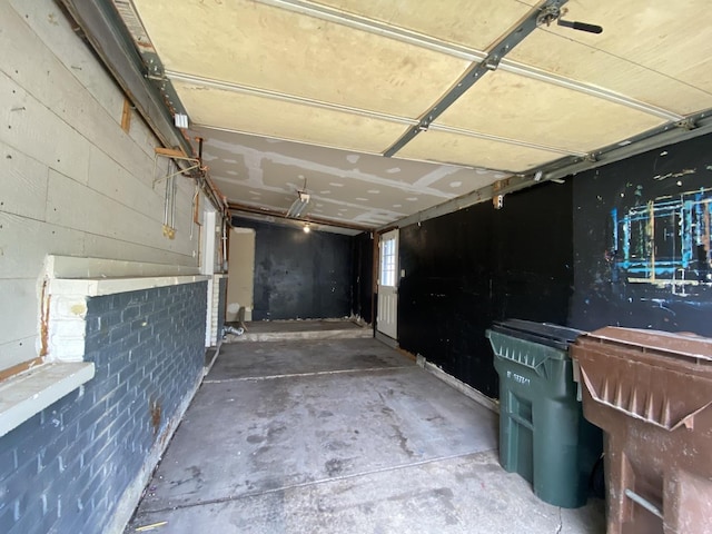 456 Tomahawk St, Park Forest, IL 60466 - view of garage
