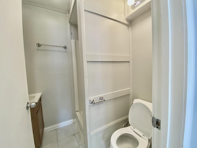 456 Tomahawk St, Park Forest, IL 60466 - bathroom with vanity and tile patterned flooring