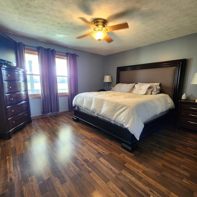3883 E 2050th Rd, Serena, IL 60549 - bedroom with wood finished floors, a textured ceiling, and a ceiling fan