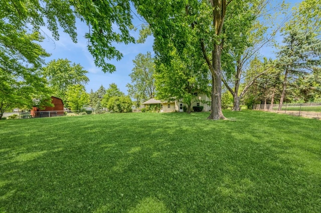 3421 Atlantic Ave, Gurnee, IL 60031 - view of yard featuring a barn and an outdoor structure