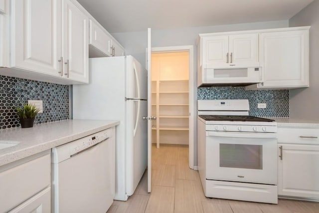 371 Southbury Ct Unit B2, Schaumburg, IL 60193 - kitchen with white appliances and white cabinets