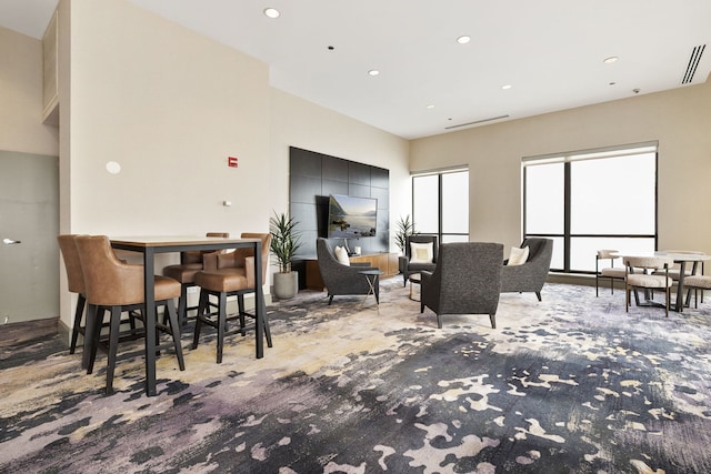 600 N Lake Shore Dr Unit 814, Chicago, IL 60611 - carpeted living room with recessed lighting
