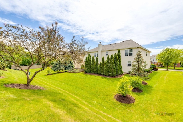 337A Veronica Cir, Bartlett, IL 60103 - view of green lawn