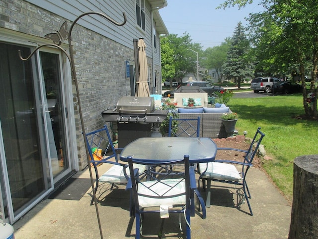865 N Tamarac Blvd, Addison, IL 60101 - view of patio / terrace with outdoor dining area and a grill