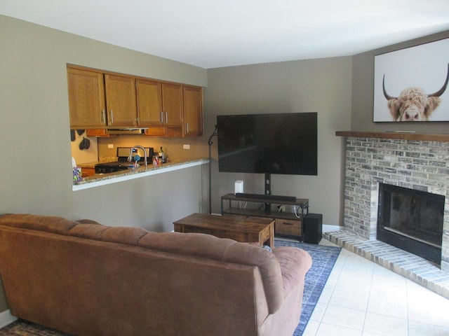 865 N Tamarac Blvd, Addison, IL 60101 - tiled living room featuring a brick fireplace