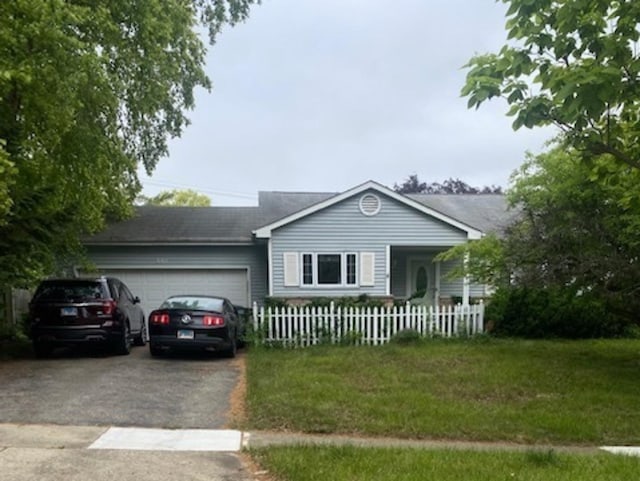 440 W Parkview Ter, Algonquin, IL 60102 - ranch-style home featuring a garage, asphalt driveway, and a fenced front yard