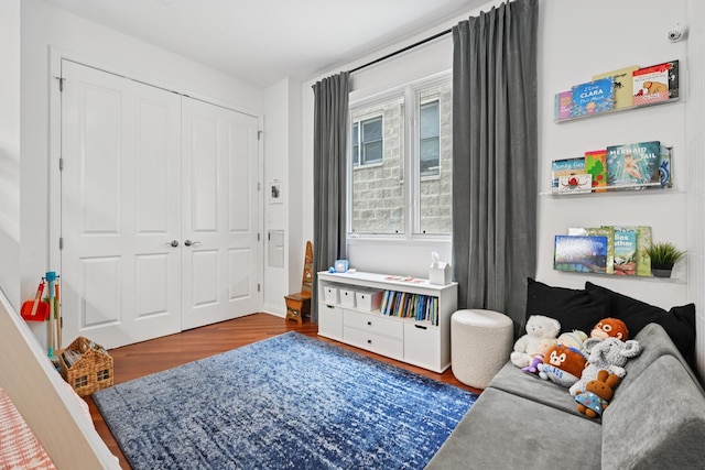 949 W Montana St Unit 3W, Chicago, IL 60614 - living area with wood finished floors