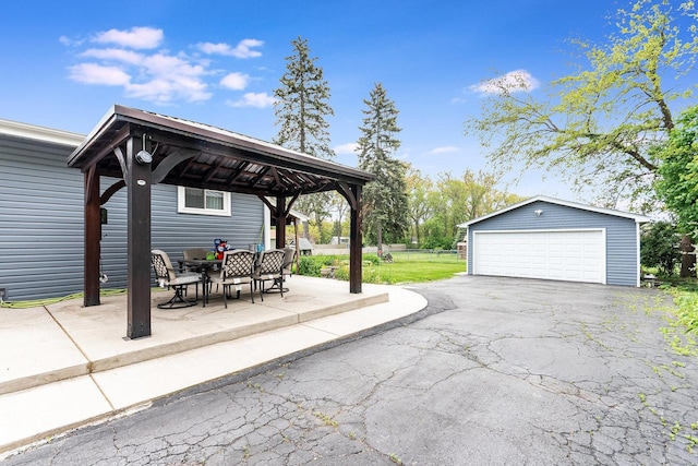 555 W Saint Charles Rd, Lombard, IL 60148 - photo 22