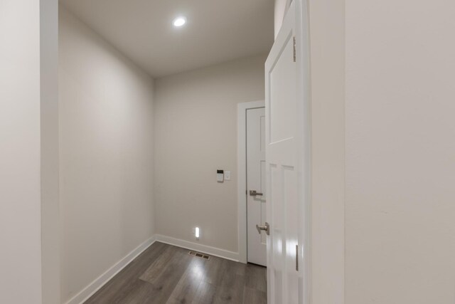 2107 Traemore Ln, New Lenox, IL 60451 - hall featuring dark wood-style flooring and recessed lighting