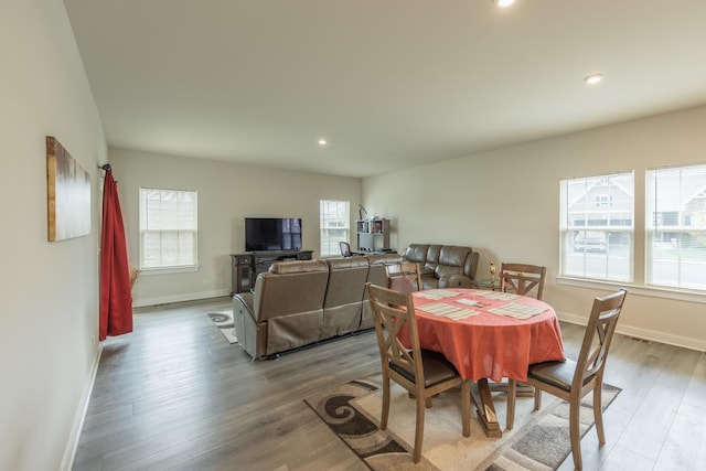 2107 Traemore Ln, New Lenox, IL 60451 - dining area featuring wood finished floors and recessed lighting