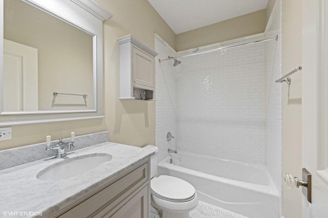 606 S Washington St, Hinsdale, IL 60521 - full bath featuring vanity and shower / tub combination