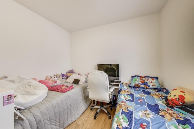 1900 N Laramie Ave, Chicago, IL 60639 - bedroom featuring wood finished floors