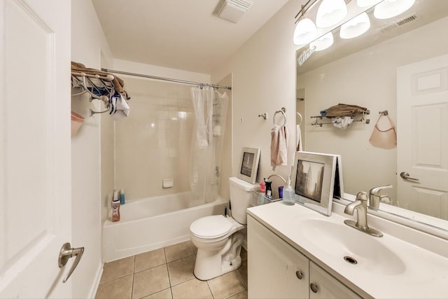 1900 N Laramie Ave, Chicago, IL 60639 - full bathroom featuring tile patterned flooring, vanity, and shower / bath combo with shower curtain
