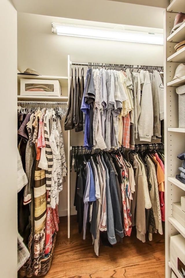 1311 E Woodford Pl, Arlington Heights, IL 60004 - spacious closet with wood finished floors