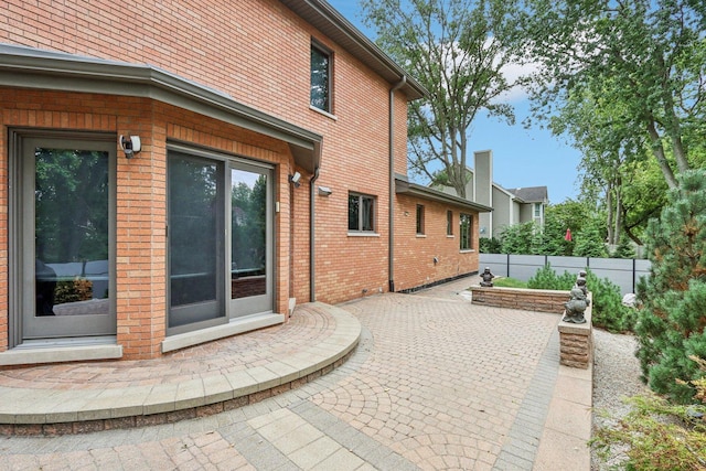 318 10th St, Wheeling, IL 60090 - view of patio