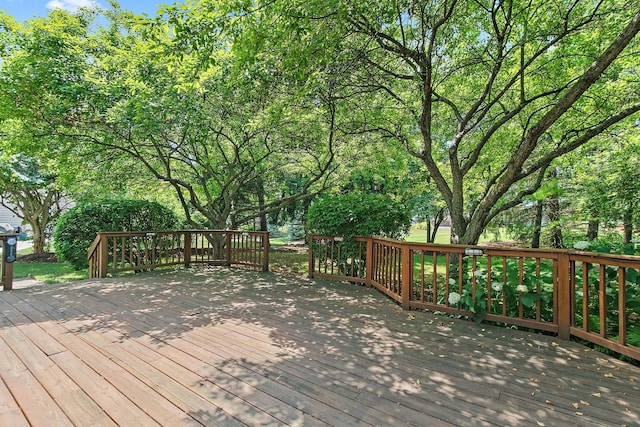 905 Pember Cir, West Dundee, IL 60118 - view of deck