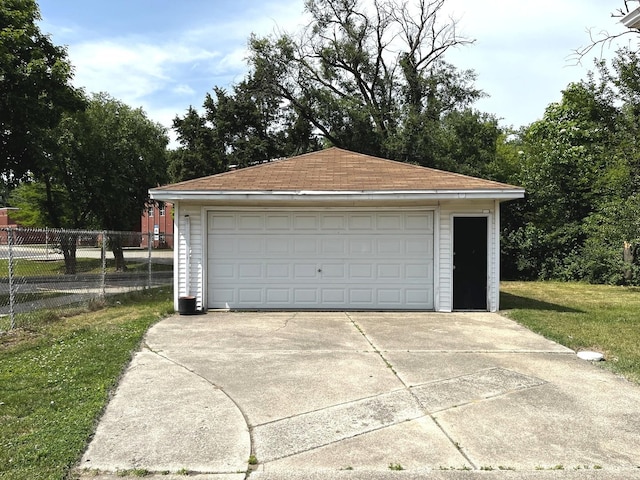 664 E 142nd St, Dolton, IL 60419 - view of detached garage
