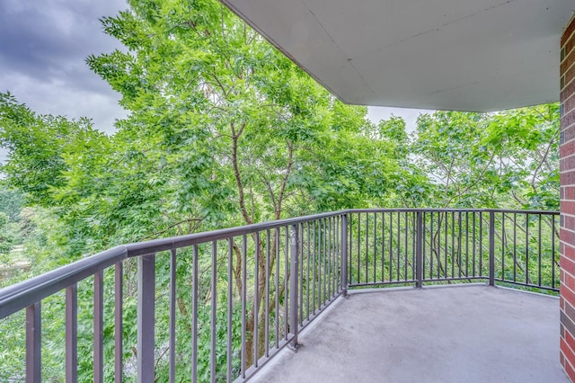 511 Aurora Ave Unit 410, Naperville, IL 60540 - view of balcony