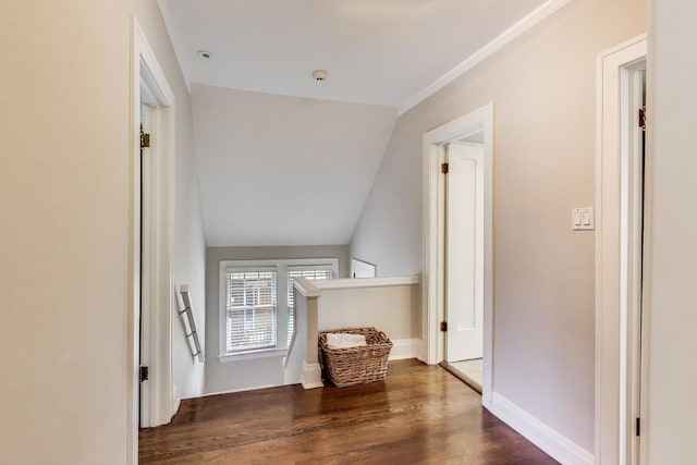 934 Jackson Ave, River Forest, IL 60305 - corridor featuring an upstairs landing, wood finished floors, and vaulted ceiling