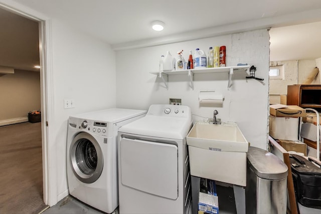 934 Jackson Ave, River Forest, IL 60305 - laundry room with washing machine and dryer