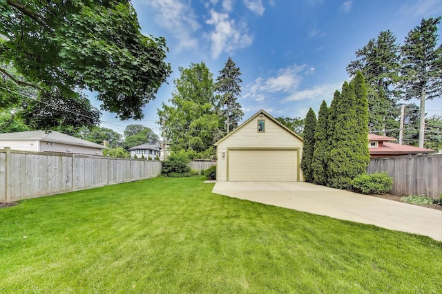 934 Jackson Ave, River Forest, IL 60305 - view of yard featuring a detached garage and an outbuilding