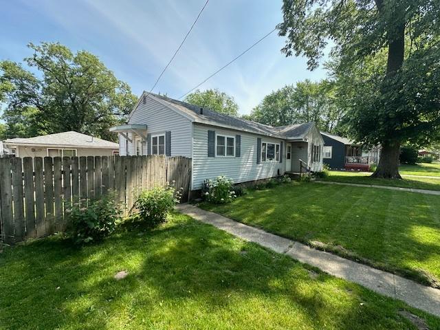 420 Wabash St, Wilmington, IL 60481 - view of property exterior