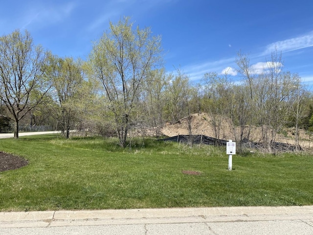 40729 N N Newport Dr, Antioch, IL 60002 - photo 1