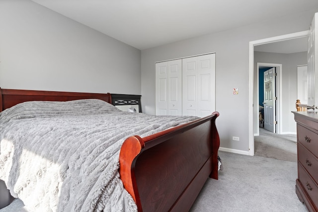 509 Magnolia Dr, North Aurora, IL 60542 - bedroom with light colored carpet and a closet