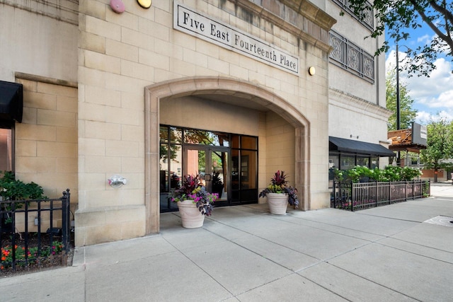 5 E 14th Pl Unit 602, Chicago, IL 60605 - view of exterior entry featuring stone siding