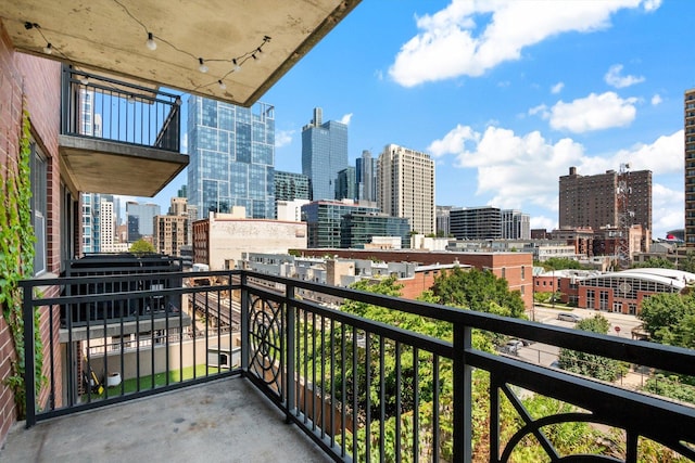 5 E 14th Pl Unit 602, Chicago, IL 60605 - balcony featuring a skyline view