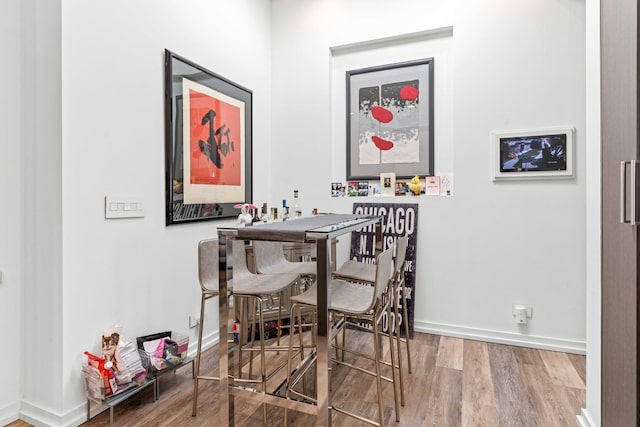 1420 W Fulton St, Chicago, IL 60607 - dining space with wood finished floors and baseboards