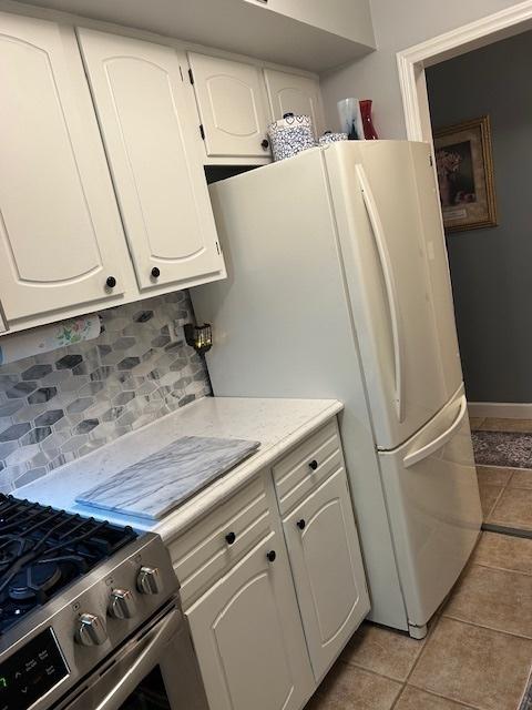 2149 Country Club Dr Unit 16, Woodridge, IL 60517 - photo 12