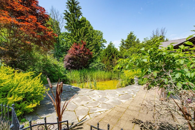 W3318 Lake Forest Ln, Lake Geneva, WI 53147 - view of patio