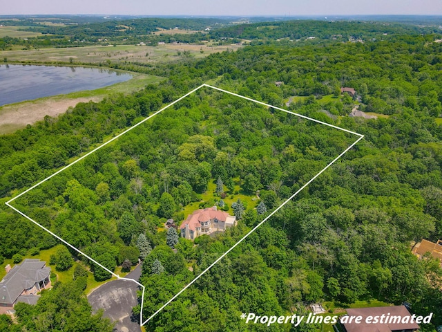 W3318 Lake Forest Ln, Lake Geneva, WI 53147 - view of property location featuring a large body of water and property boundaries highlighted