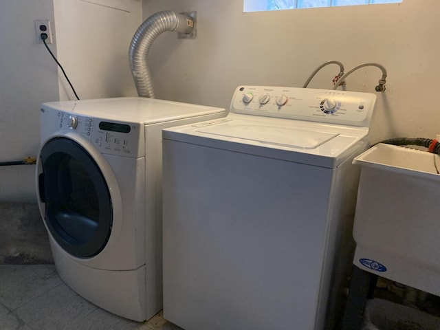 4520 N Austin Ave, Chicago, IL 60630 - washroom with washing machine and clothes dryer