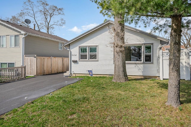 324 N Prospect Dr, Round Lake Park, IL 60073 - back of house