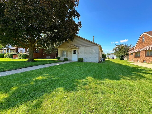 1124 E Main St, Streator, IL 61364 - photo 15