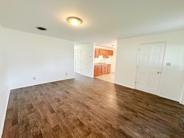 1124 E Main St, Streator, IL 61364 - photo 3