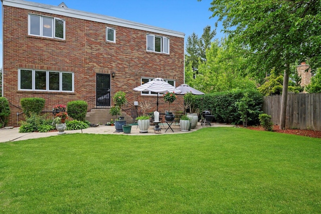 9209 S Hoyne Ave, Chicago, IL 60643 - back of property with brick siding and a patio