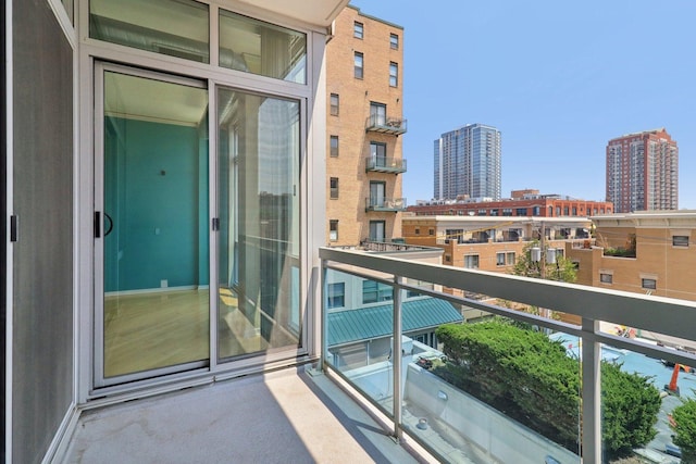 1819 S Michigan Ave Unit 406, Chicago, IL 60616 - balcony featuring a city view