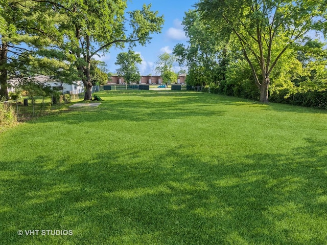 9517 W Central Rd, Des Plaines, IL 60016 - photo 16