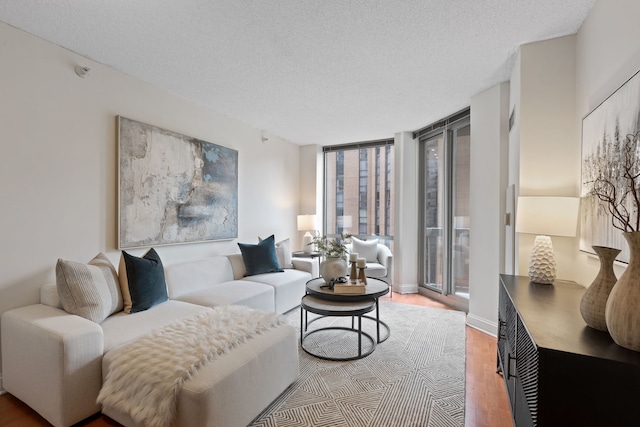 222 N Columbus Dr Unit 2607, Chicago, IL 60601 - photo 2