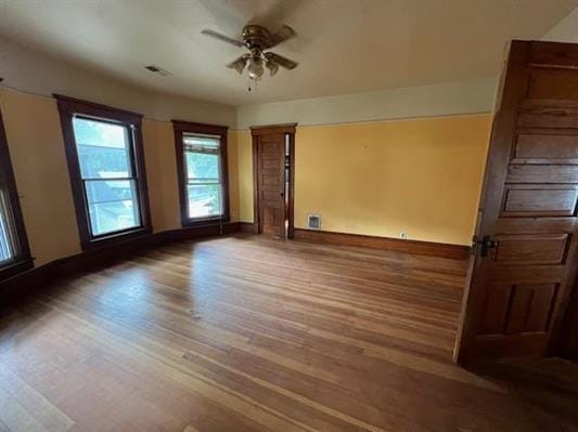 642 W Stephenson St, Freeport, IL 61032 - photo 16
