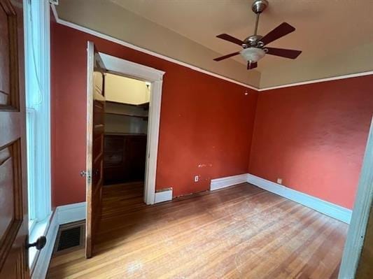 642 W Stephenson St, Freeport, IL 61032 - photo 5